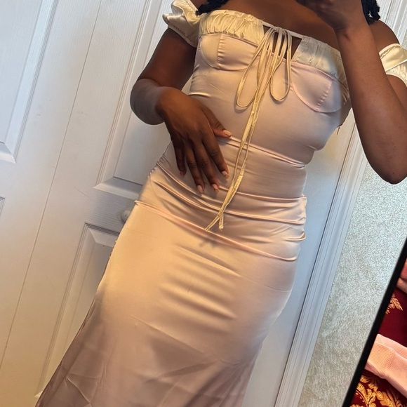 Romantic Blush Pink Satin Off-Shoulder Maxi Dress - Picture 2 of 6